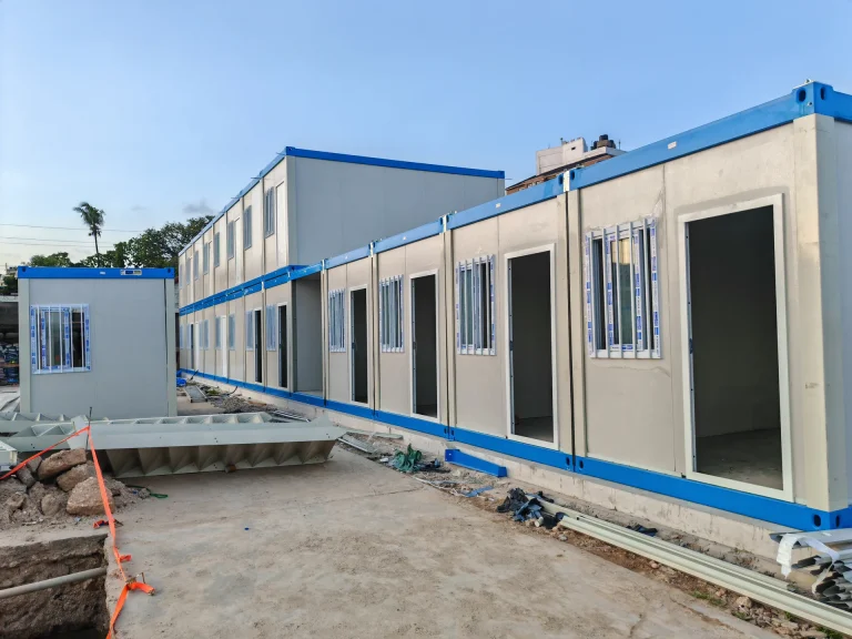 detachable container dormitory block for mining workforce accommodation