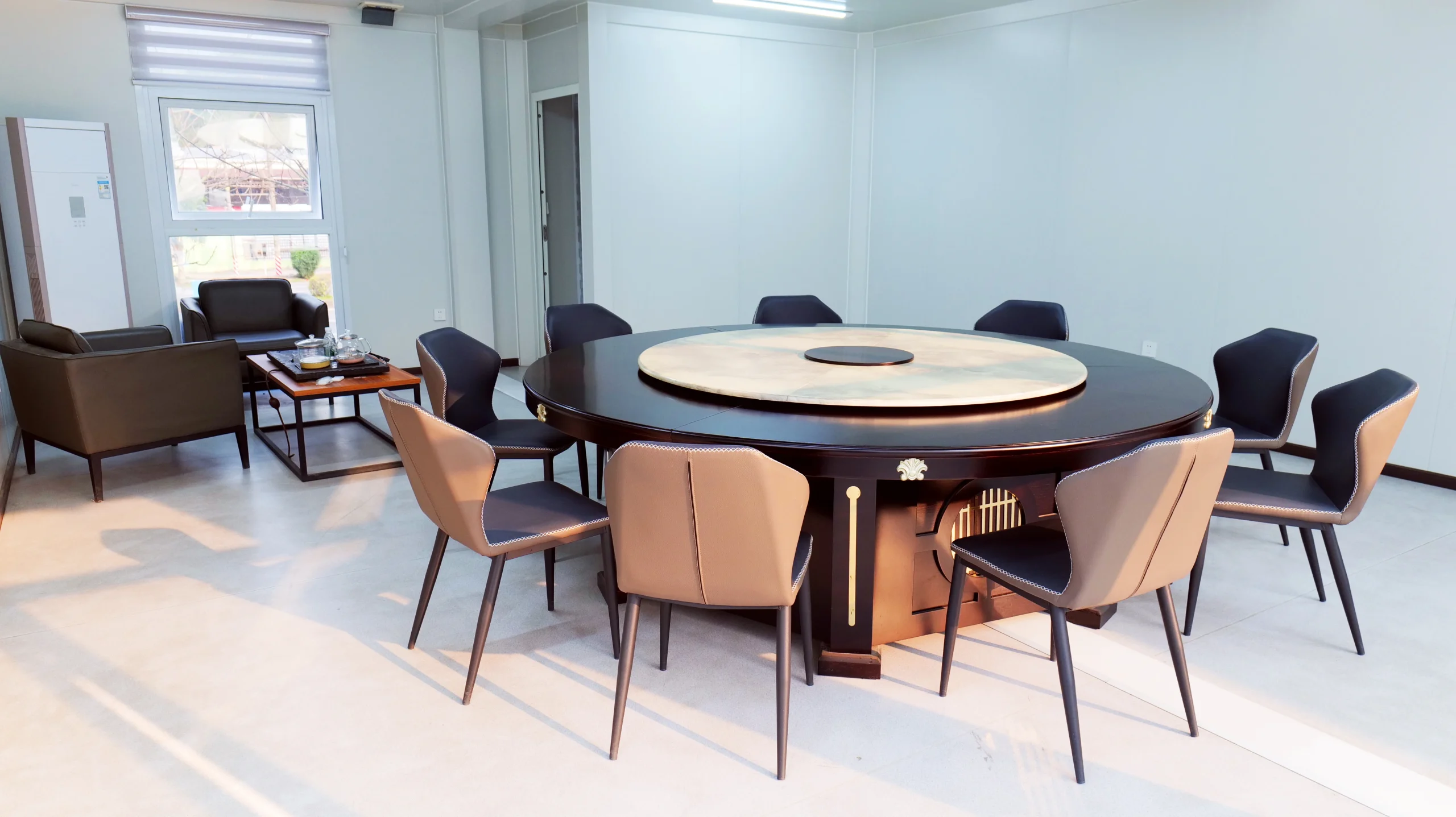 Meeting room in a modular site office for project camp proposal review