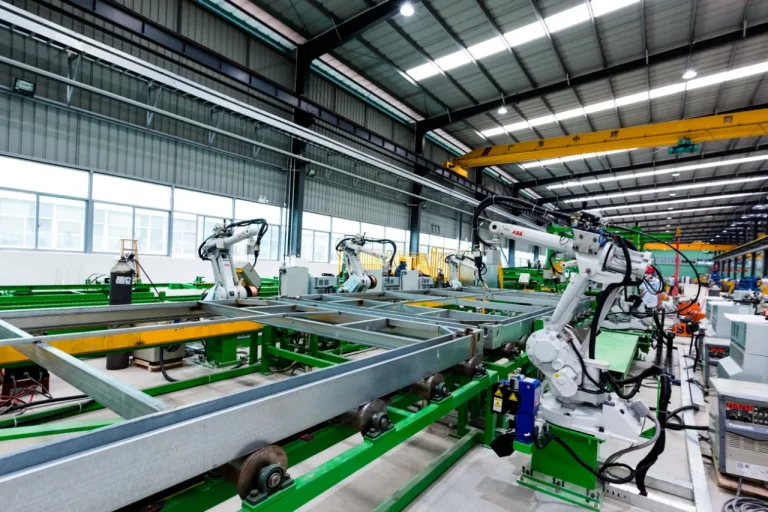 Overview of the KUBO Prefab robotic welding line